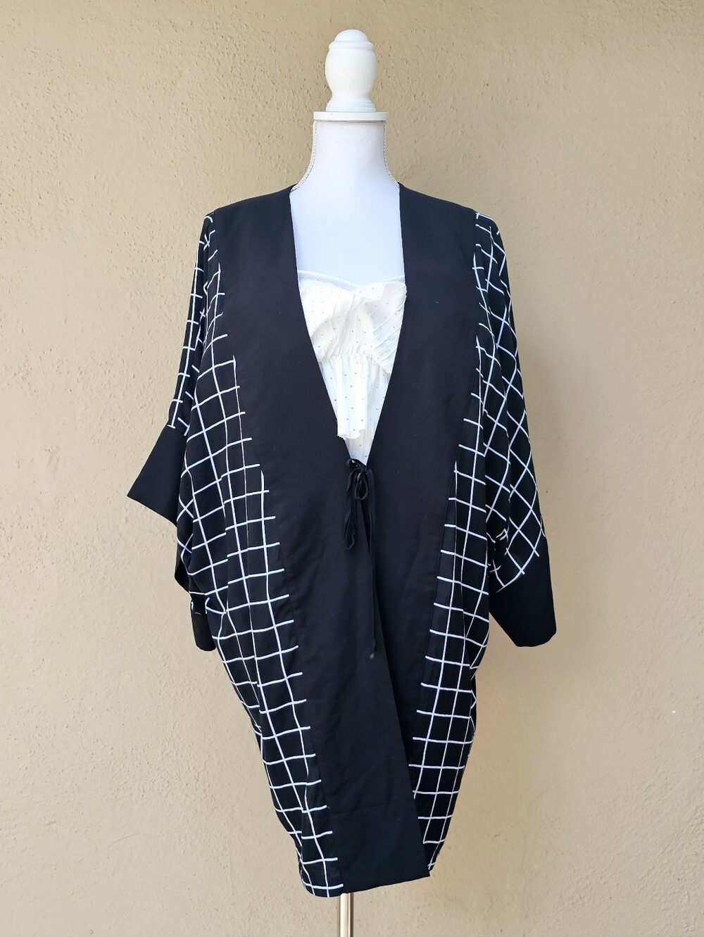 Cacique Black And White Windowpane Pattern Kimono Style Swim Cover Up Sz 14/16